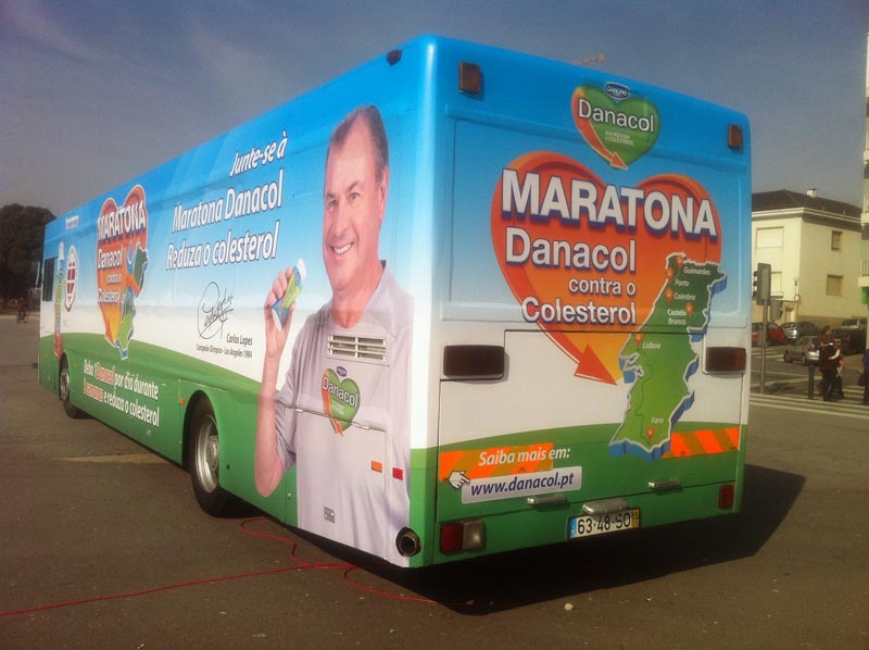 AUTOCARRO DA ROADSHOWBUS NO EVENTO DA DANACOL , MARATONA CONTRA O COLESTEROL, CIDADE DO PORTO