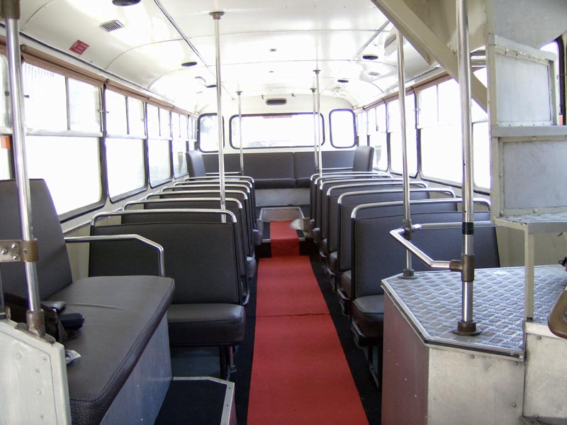 AUTOCARRO DA ROADSHOWBUS