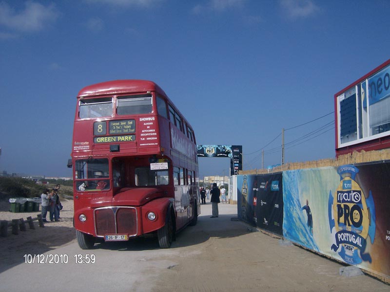 AUTOCARRO LONDRINO DA ROADSHOWBUS NA RIP CURL
