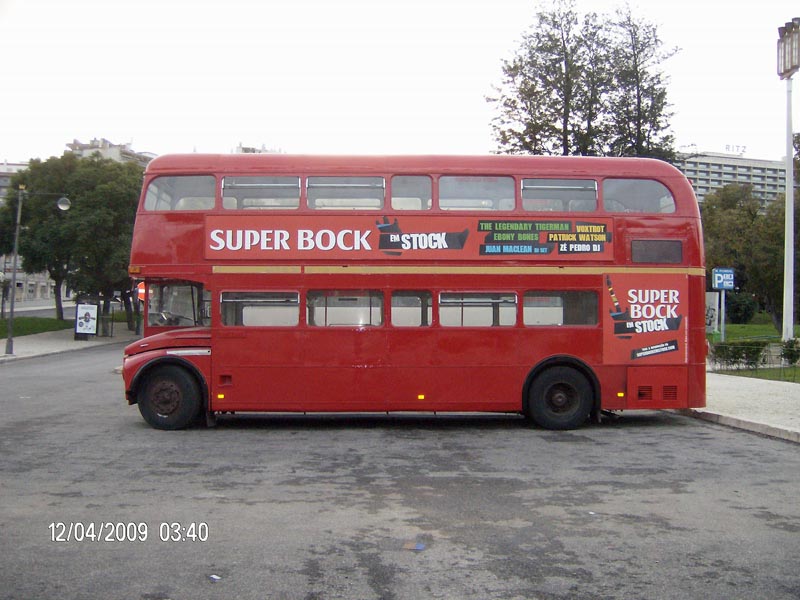 AUTOCARRO DA ROADSHOWBUS, NO SUPER BOCK STOCK EM LISBOA.