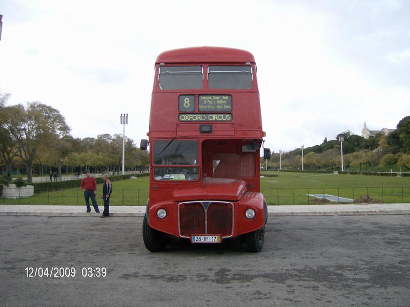 AUTOCARRO LONDRINO DA ROADSHOWBUS, NO SUPER BOCK STOCK EM LISBOA.